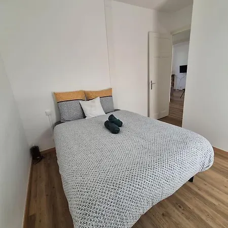 Lovely Bellamy Centre-ville Gare Maison Neuve *